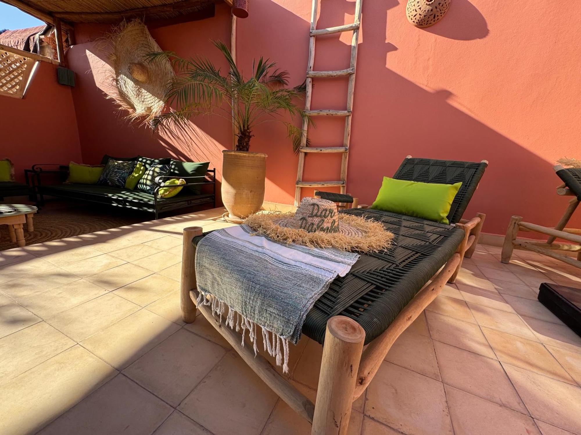 Dar Dabakech, Proche Jemma El Fna, Souk, Centre Medina, Riad, Logement Entier De 2 A 6 Personnes Marrakesh Exterior photo