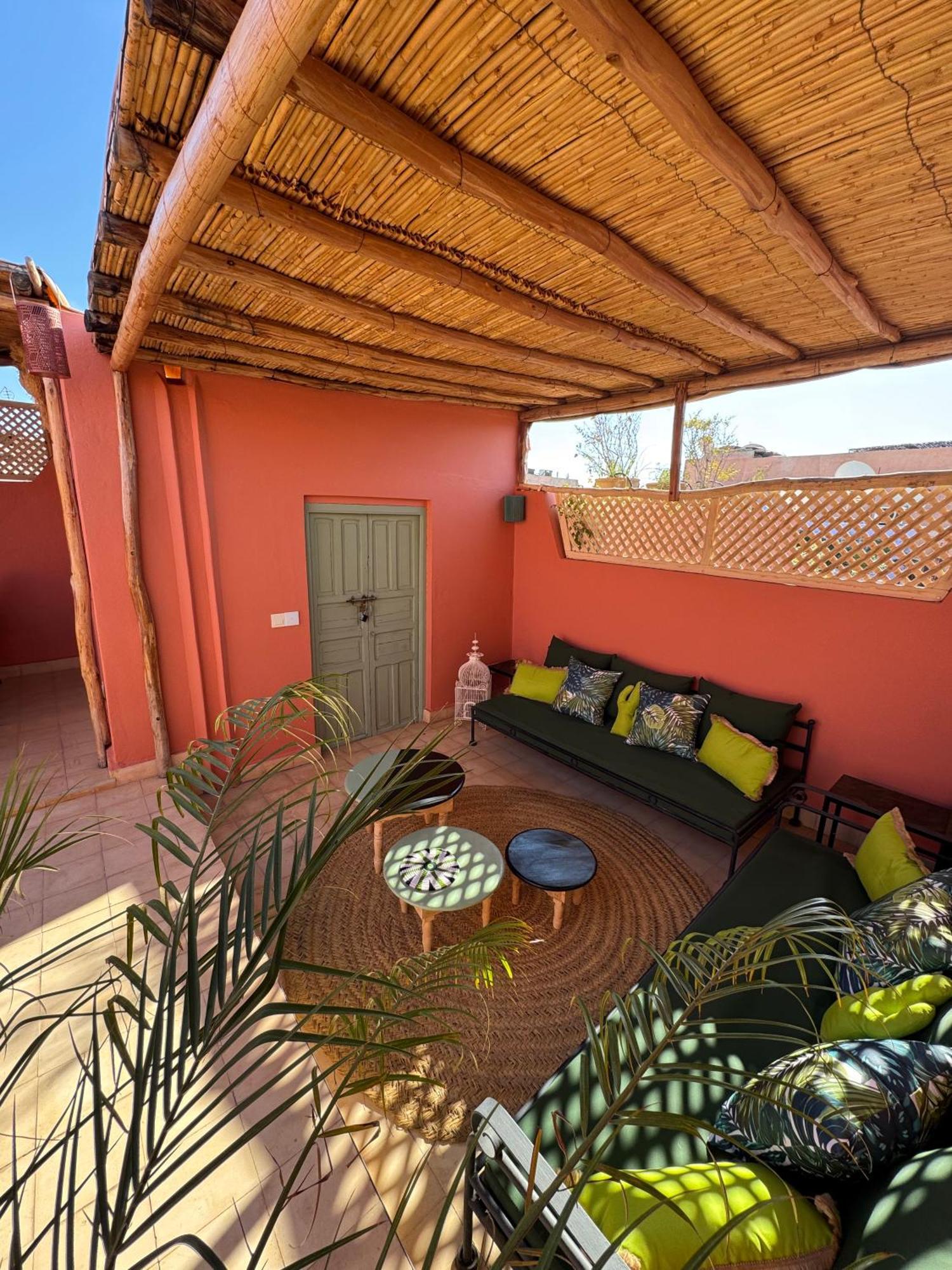 Dar Dabakech, Proche Jemma El Fna, Souk, Centre Medina, Riad, Logement Entier De 2 A 6 Personnes Marrakesh Exterior photo